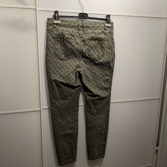 Renuar Crop Pants - Picture 1 of 3